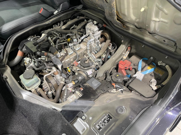 2024 Toyota Hiace Van 3DF-GDH206V (UW-6a238f5776b4b)[5]