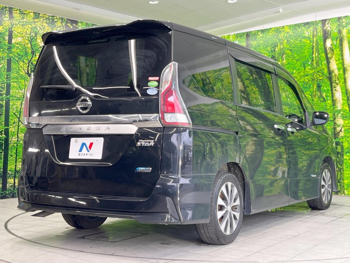 2017 Nissan Serena DAA-GFC27 (UW-6a238f5d6852d)[8]