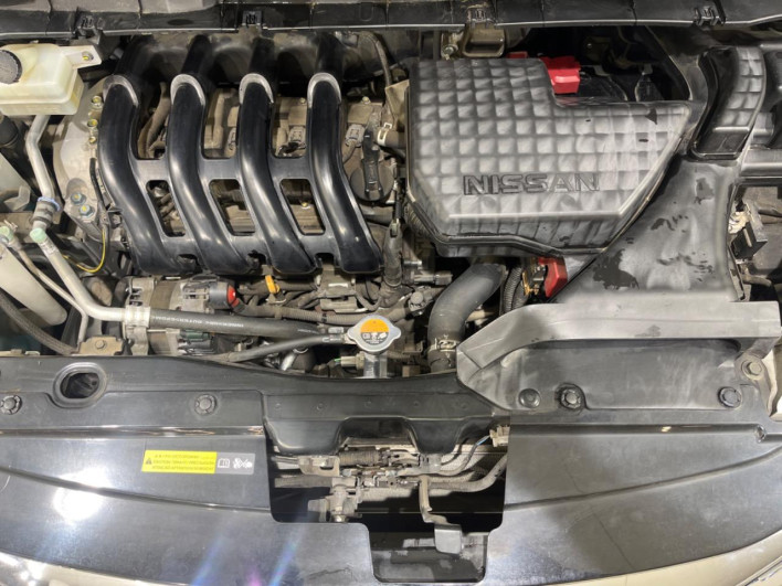 2017 Nissan Serena DAA-GFC27 (UW-6a238f5e75f88)[4]