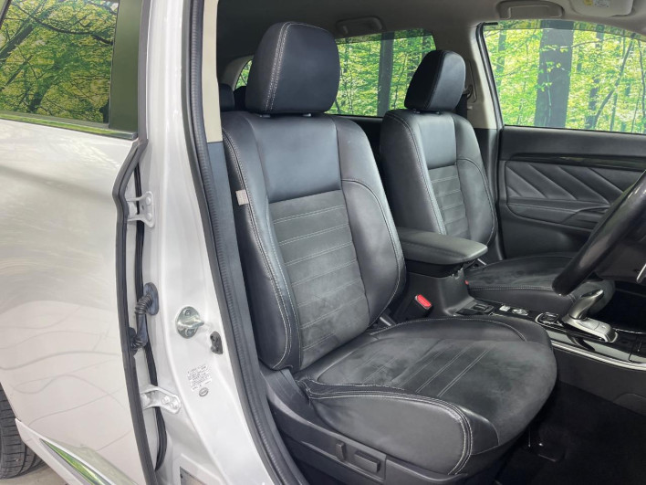 2018 Mitsubishi OUTLANDER PHEV DLA-GG2W (UW-6a238f697462f)[21]