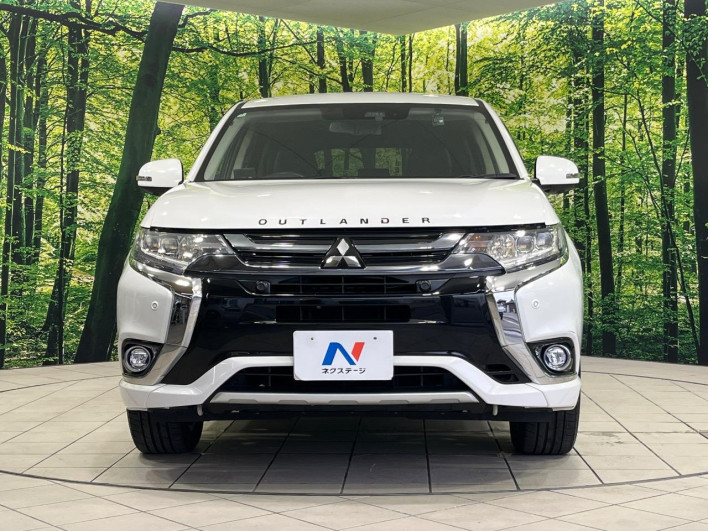2018 Mitsubishi OUTLANDER PHEV DLA-GG2W (UW-6a238f697462f)[11]