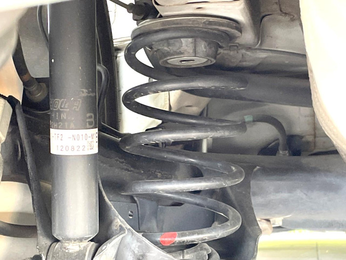 2013 Honda Fit Hybrid DAA-GP4 (UW-6a238f7116160)[24]