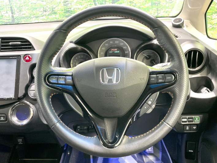 2013 Honda Fit Hybrid DAA-GP4 (UW-6a238f7116160)[5]