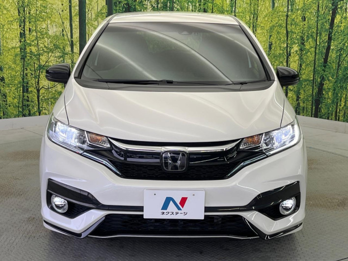 2017 Honda Fit Hybrid DAA-GP5 (UW-6a238f714489b)[23]