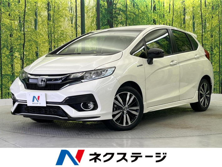 2017 Honda Fit Hybrid DAA-GP5 (UW-6a238f714489b)[3]