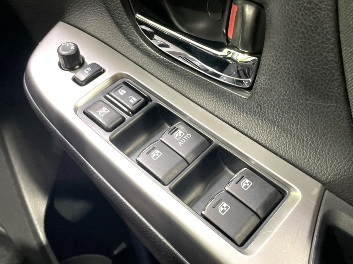 2015 Subaru XV DBA-GP7 (UW-6a238f74cc4fe)[27]