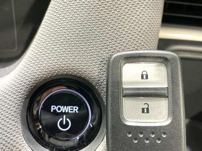 2020 Honda Fit 6AA-GR6 (UW-6a238f772ae97)[10]