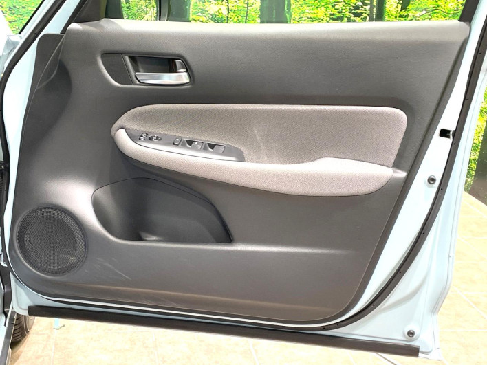 2020 Honda Fit 6AA-GR6 (UW-6a238f772ae97)[8]