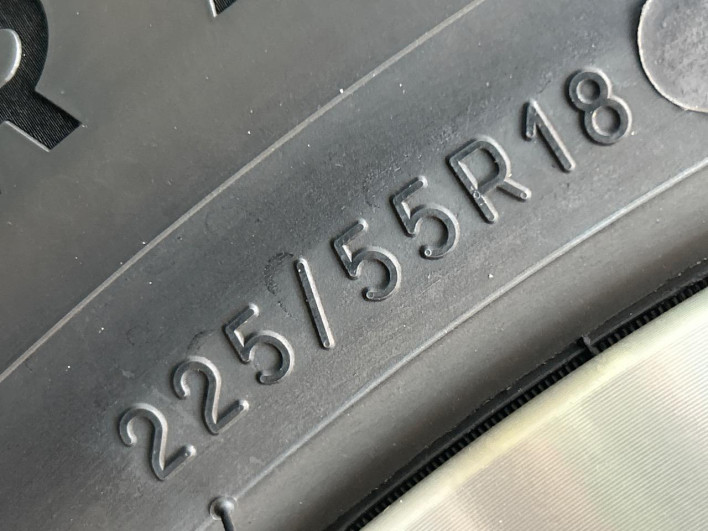 2017 Subaru XV DBA-GT7 (UW-6a238f7e02dcc)[12]