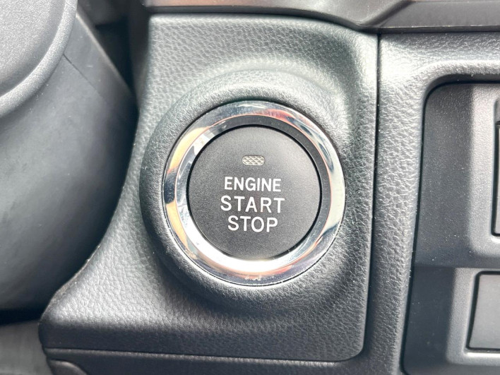 2017 Subaru XV DBA-GT7 (UW-6a238f7e273a2)[19]