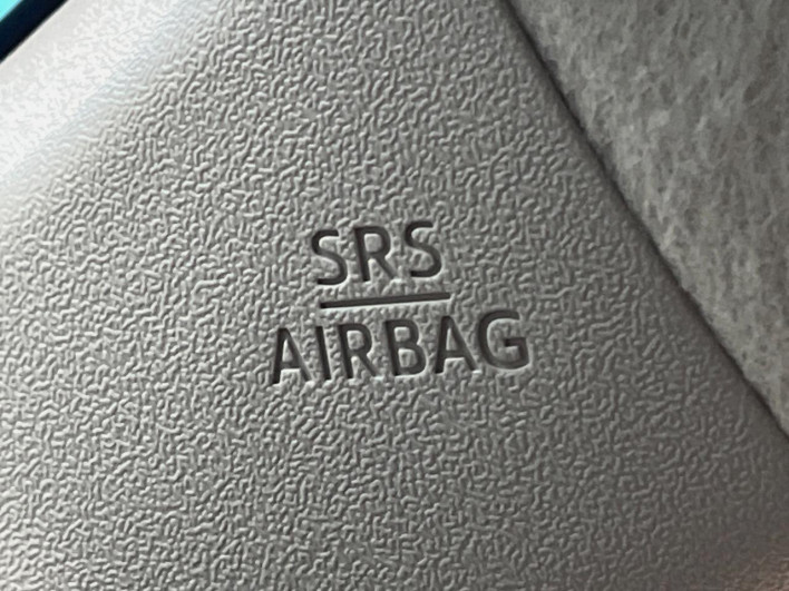 2023 Toyota Hilux 3DF-GUN125 (UW-6a238f82470bd)[23]