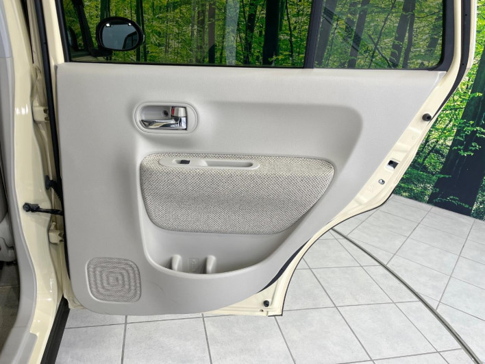 2016 Suzuki ALTO Lapin DBA-HE33S (UW-6a238f900b69e)[29]