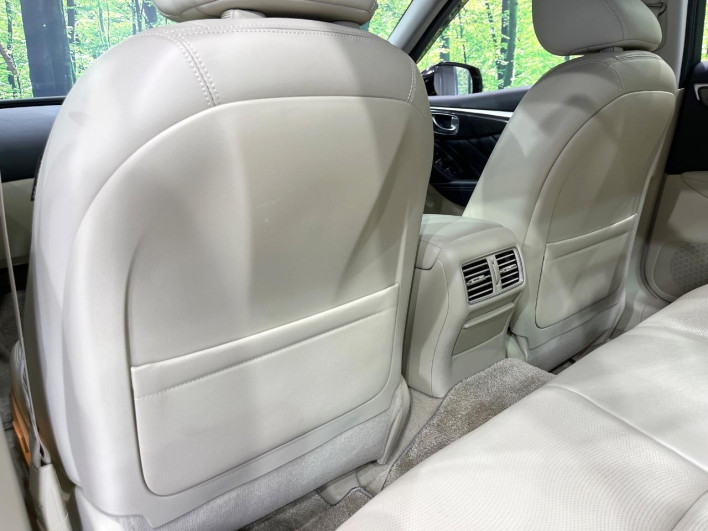 2015 Nissan Skyline DAA-HNV37 (UW-6a238f9d8ef45)[24]