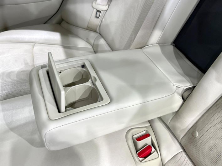 2015 Nissan Skyline DAA-HNV37 (UW-6a238f9d8ef45)[28]