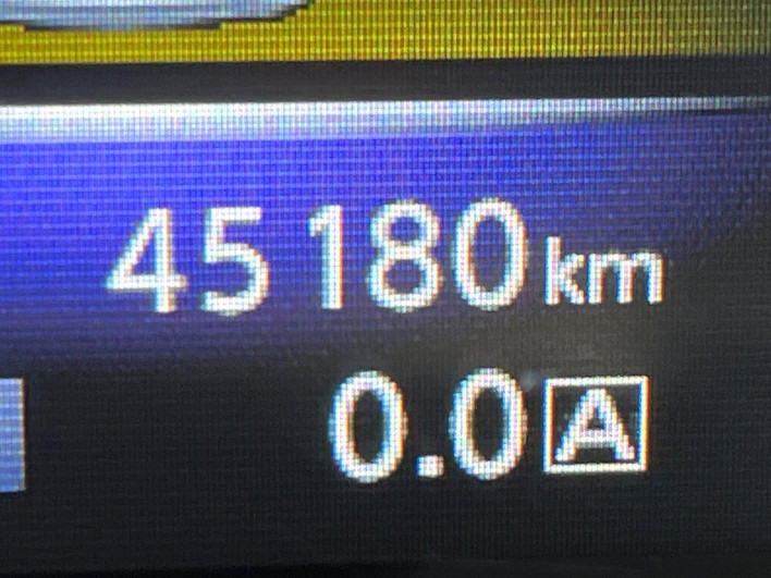 2015 Nissan Skyline DAA-HNV37 (UW-6a238f9d8ef45)[2]