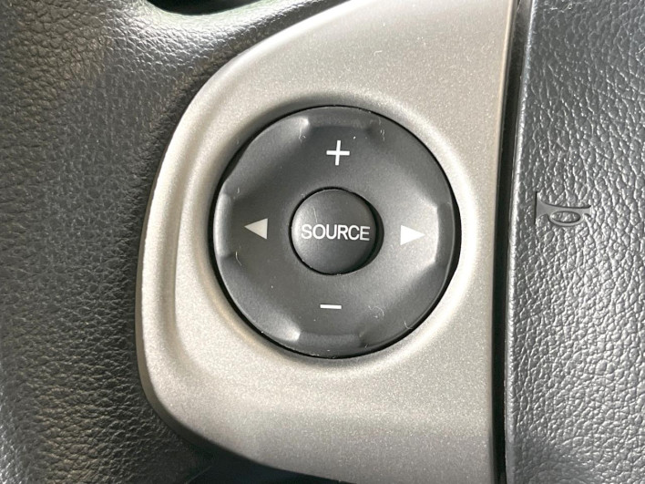 2014 Honda N-BOX DBA-JF1 (UW-6a238fa79f3eb)[16]