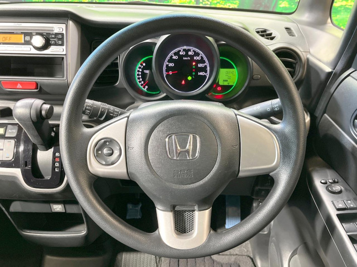 2014 Honda N-BOX DBA-JF1 (UW-6a238fa79f3eb)[29]