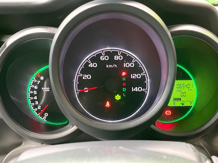 2014 Honda N-BOX DBA-JF1 (UW-6a238fa79f3eb)[19]