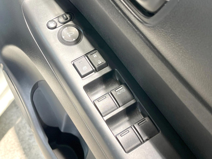 2014 Honda N-BOX DBA-JF1 (UW-6a238fa79f3eb)[10]
