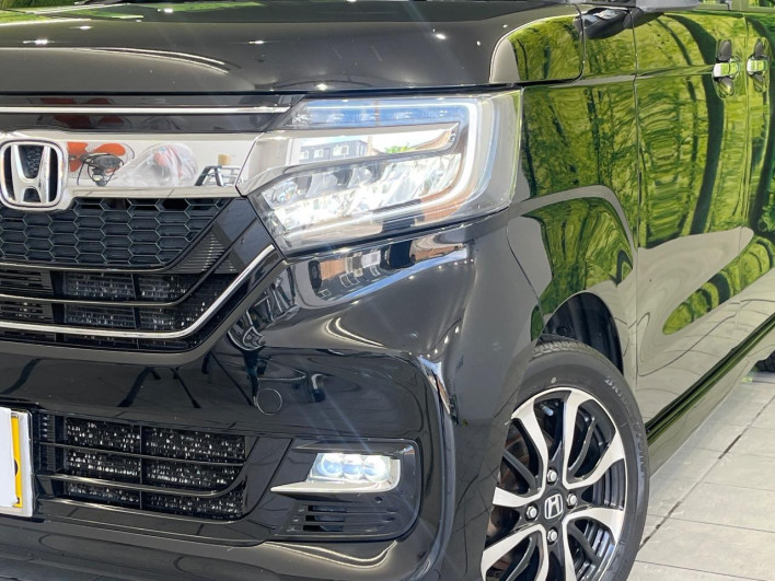 2018 Honda N-BOX CUSTOM DBA-JF3 (UW-6a238fadcee21)[8]