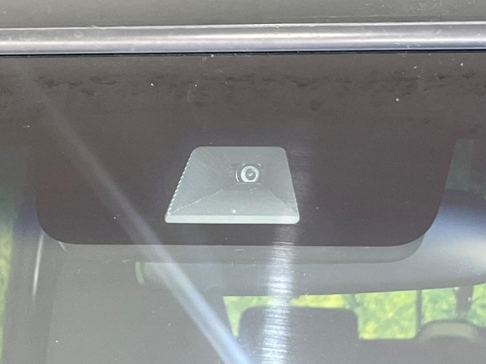 2018 Honda N-BOX CUSTOM DBA-JF3 (UW-6a238fadcee21)[7]