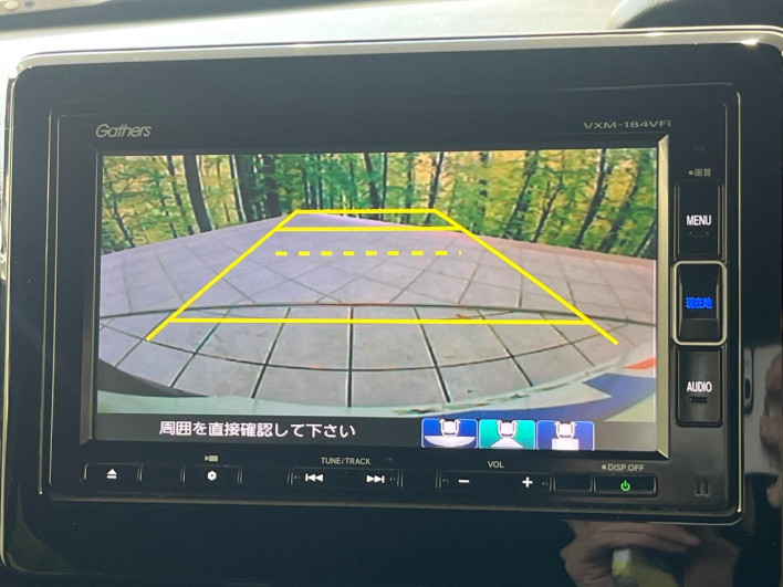 2018 Honda N-BOX CUSTOM DBA-JF3 (UW-6a238fadcee21)[16]