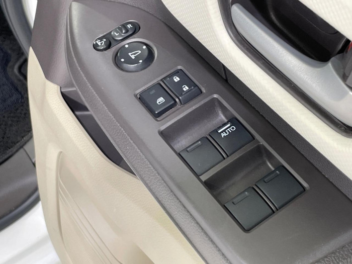 2019 Honda N-BOX DBA-JF3 (UW-6a238fafc28ab)[22]