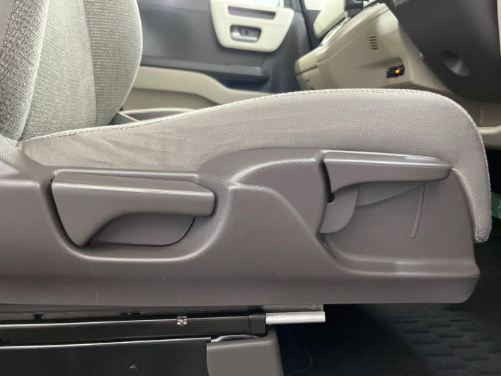 2019 Honda N-BOX DBA-JF3 (UW-6a238fb06112d)[9]