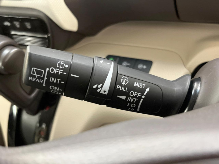 2019 Honda N-BOX DBA-JF3 (UW-6a238fb06112d)[16]