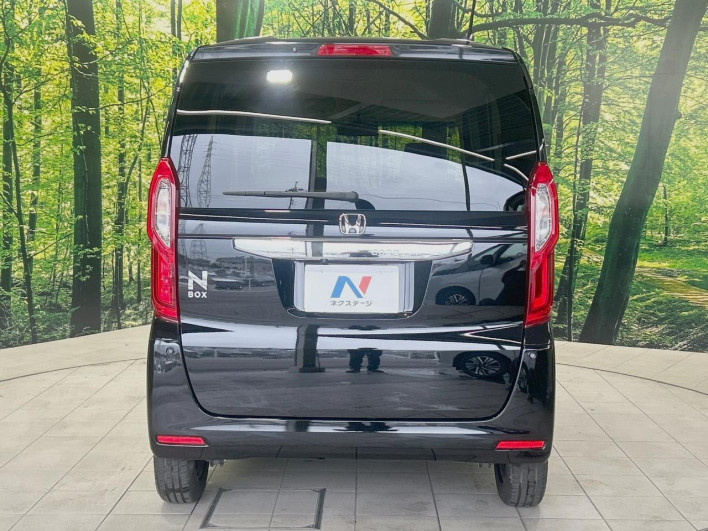 2018 Honda N-BOX DBA-JF3 (UW-6a238fb21202b)[17]