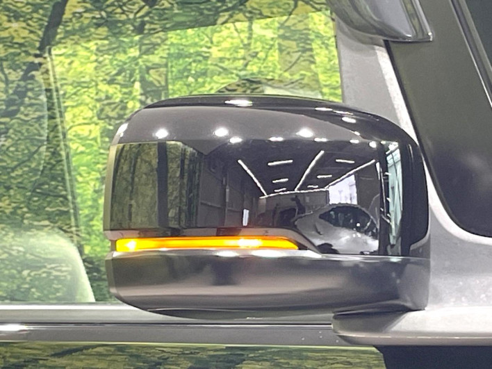 2019 Honda N-BOX CUSTOM DBA-JF3 (UW-6a238fb496738)[13]