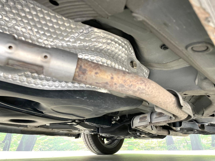 2019 Honda N-BOX CUSTOM DBA-JF3 (UW-6a238fb496738)[23]