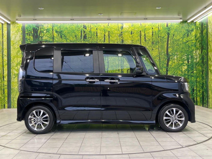 2021 Honda N-BOX CUSTOM 6BA-JF3 (UW-6a238fb9677a2)[22]