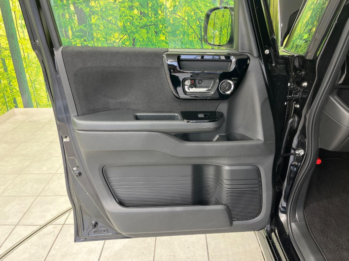 2021 Honda N-BOX CUSTOM 6BA-JF3 (UW-6a238fb9677a2)[6]