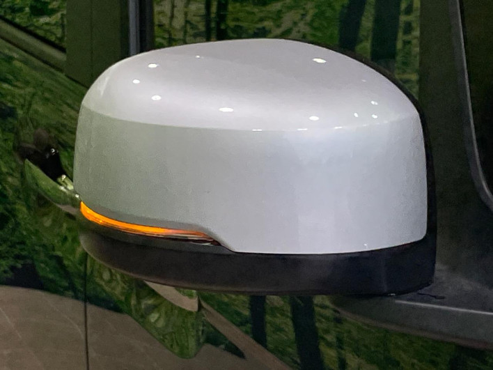 2021 Honda N-BOX CUSTOM 6BA-JF3 (UW-6a238fb9cb860)[28]