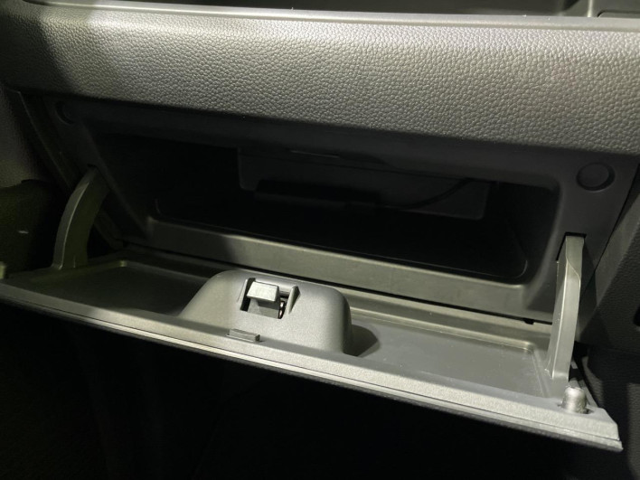 2021 Honda N-BOX CUSTOM 6BA-JF3 (UW-6a238fb9cb860)[26]