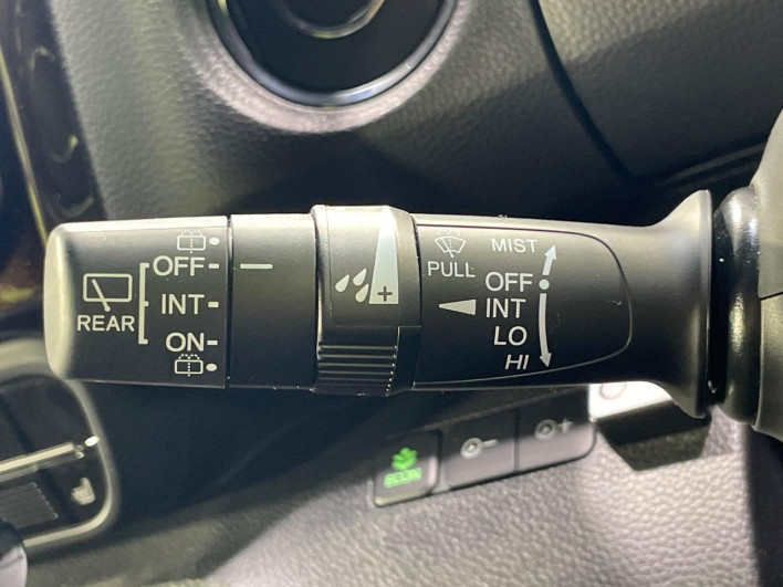 2021 Honda N-BOX CUSTOM 6BA-JF3 (UW-6a238fb9cb860)[17]