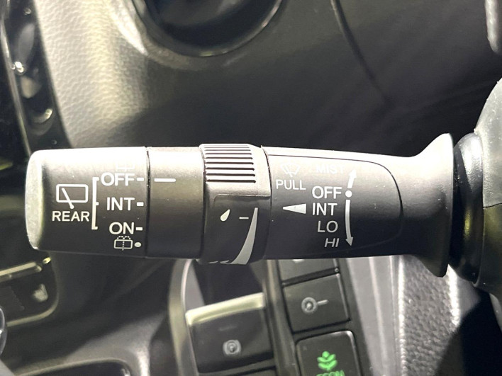 2023 Honda N-BOX CUSTOM 6BA-JF3 (UW-6a238fbed6532)[17]