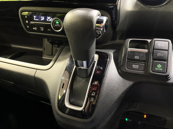 2023 Honda N-BOX CUSTOM 6BA-JF3 (UW-6a238fbed6532)[14]