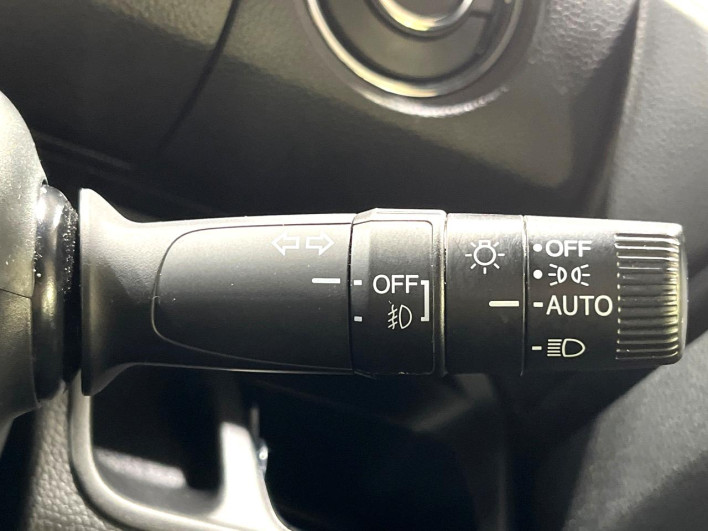 2023 Honda N-BOX CUSTOM 6BA-JF3 (UW-6a238fbed6532)[18]