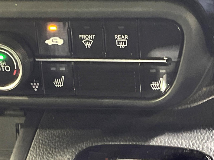 2023 Honda N-BOX CUSTOM 6BA-JF3 (UW-6a238fbed6532)[13]
