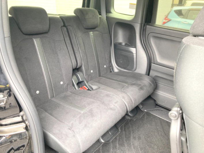 2023 Honda N-BOX CUSTOM 6BA-JF3 (UW-6a238fbf6180a)[12]
