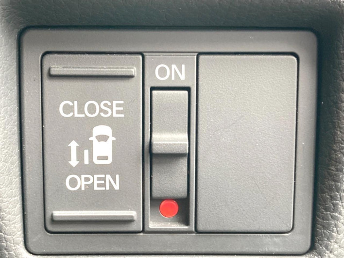 2023 Honda N-BOX CUSTOM 6BA-JF3 (UW-6a238fbf6180a)[19]
