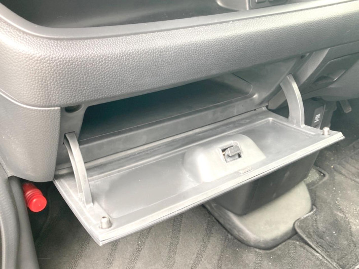 2023 Honda N-BOX CUSTOM 6BA-JF3 (UW-6a238fbf6180a)[4]