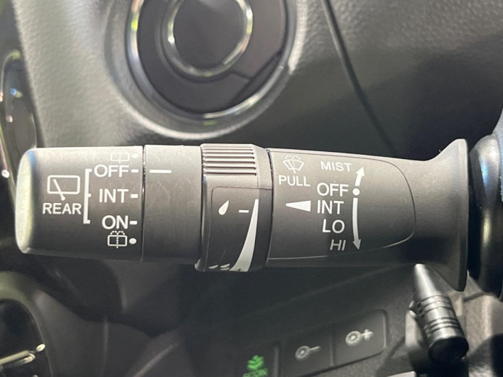 2018 Honda N-BOX CUSTOM DBA-JF4 (UW-6a238fc19e632)[14]