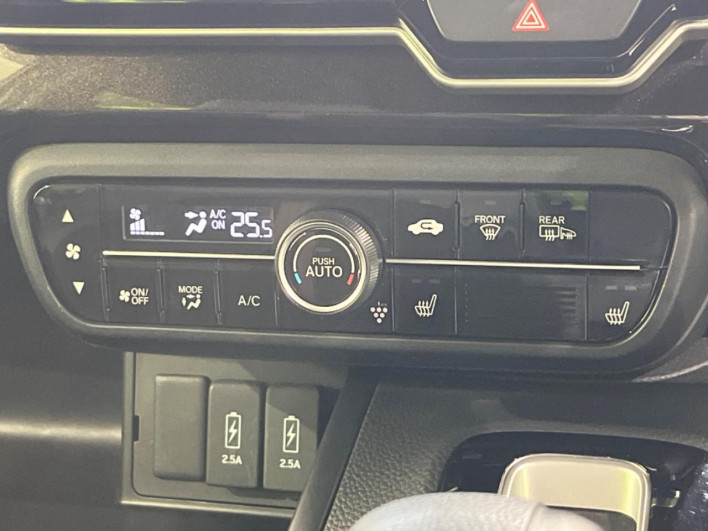 2018 Honda N-BOX CUSTOM DBA-JF4 (UW-6a238fc19e632)[9]