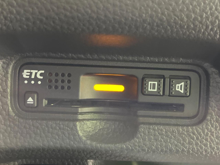 2018 Honda N-BOX CUSTOM DBA-JF4 (UW-6a238fc19e632)[12]