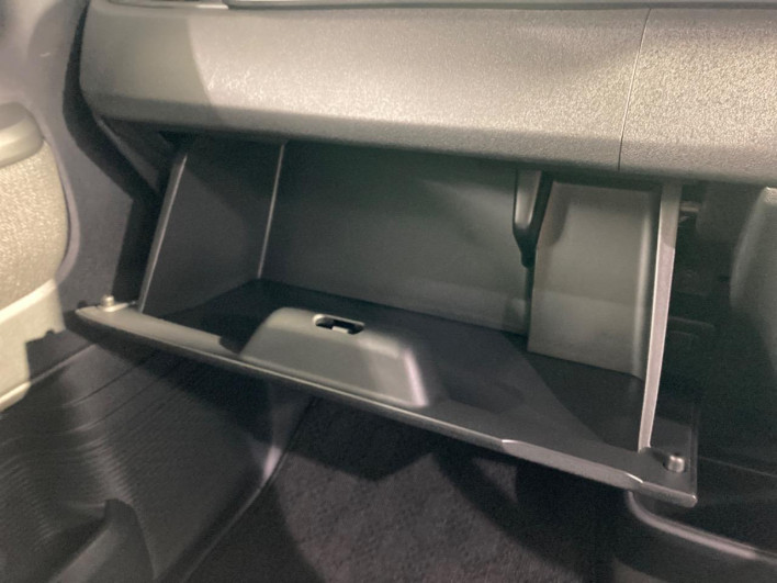 2024 Honda N-BOX CUSTOM 6BA-JF5 (UW-6a238fc3f028c)[24]