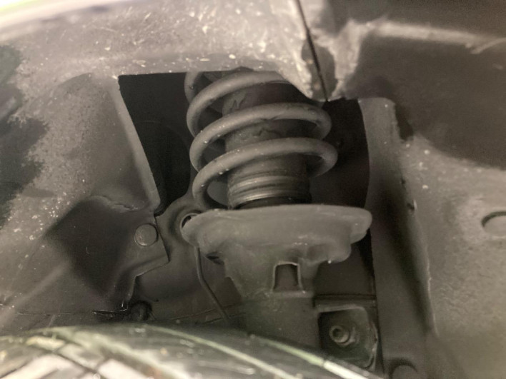 2024 Honda N-BOX CUSTOM 6BA-JF5 (UW-6a238fc3f028c)[7]