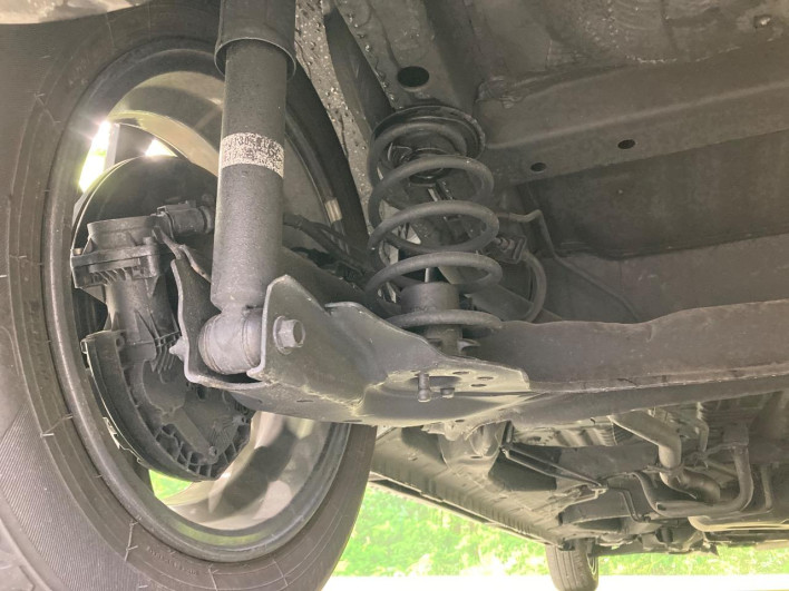 2024 Honda N-BOX CUSTOM 6BA-JF5 (UW-6a238fc3f028c)[19]